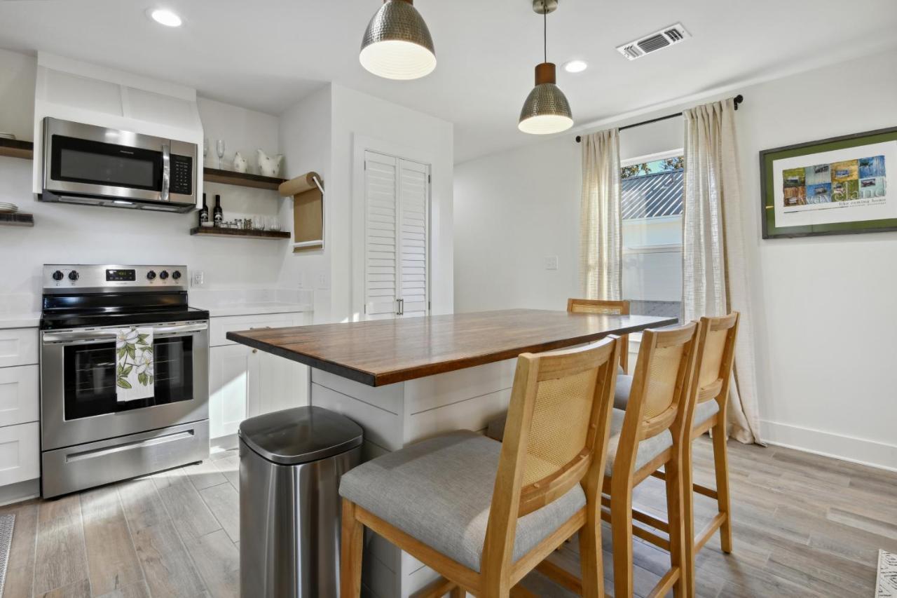 Vacation Rental Bay St Louis Walk To Beach, Dining, Shopping, And Nightlife Bay St. Louis Exterior photo